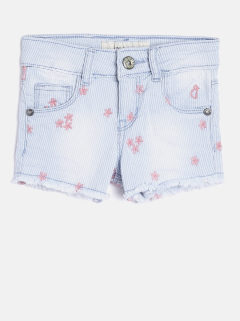 Gini and Jony Girls Blue & White Striped Regular Fit Denim Shorts with Embroidered Detail
Gini and Jony Girls Blue & White Striped Regular Fit Denim Shorts with Embroidered Detail
