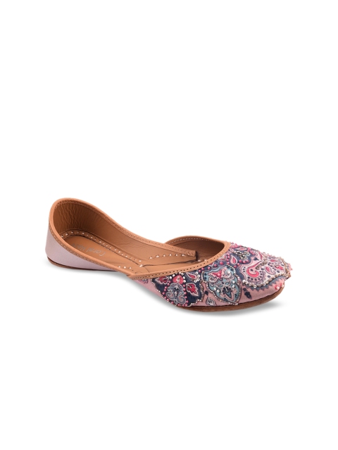 Coral Haze Women Multicoloured Woven Design Canvas Mojaris, Multi
