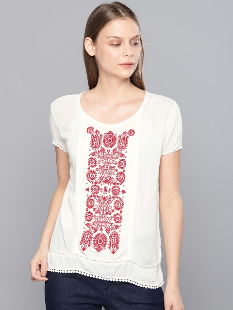 Chemistry Women White & Red Embroidered Top