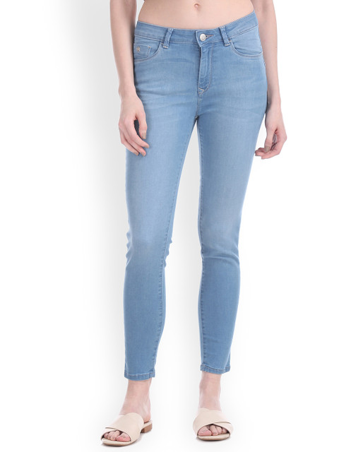 Flying Machine Women Blue Super Skinny Fit Mid-Rise Clean Look Stretchable Jeans
Flying Machine Women Blue Super Skinny Fit Mid-Rise Clean Look Stretchable Jeans
