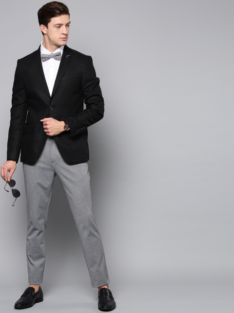 Blackberrys Men Black Solid Slim Fit Single-Breasted Smart Casual Pure Cotton Blazer
Blackberrys Men Black Solid Slim Fit Single-Breasted Smart Casual Pure Cotton Blazer