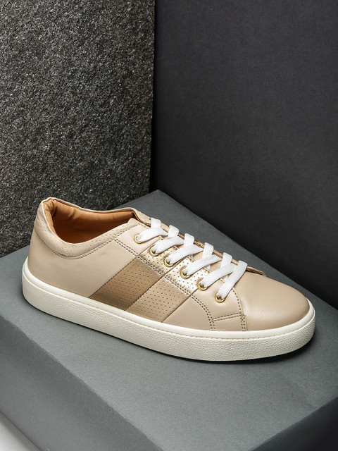 Roadster Women Beige Sneakers
Roadster Women Beige Sneakers