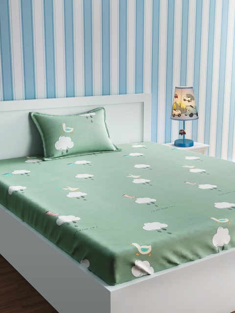URBAN DREAM Green & Off-White 210 TC Cotton 1 Single Bedsheet with 1 Pillow Cover
URBAN DREAM Green & Off-White 210 TC Cotton 1 Single Bedsheet with 1 Pillow Cover