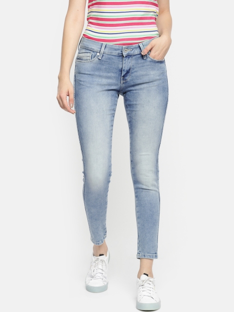 Pepe Jeans Women Blue Laila Slim Fit Mid-Rise Clean Look Ankle length Stretchable Jeans
Pepe Jeans Women Blue Laila Slim Fit Mid-Rise Clean Look Ankle length Stretchable Jeans