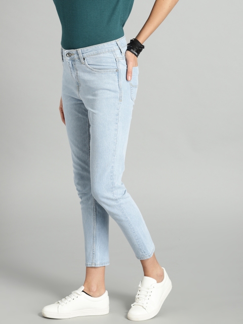 The Roadster Lifestyle Co Women Blue Skinny Fit Mid-Rise Clean Look Stretchable Cropped Jeans
The Roadster Lifestyle Co Women Blue Skinny Fit Mid-Rise Clean Look Stretchable Cropped Jeans