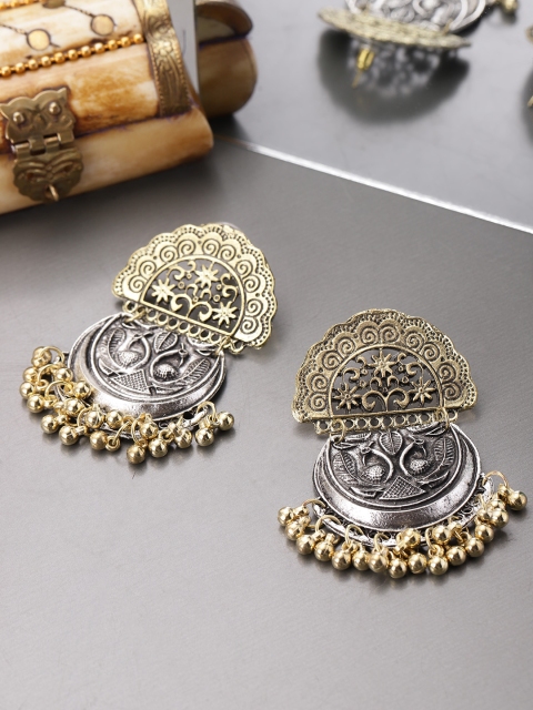 Infuzze Oxidised Silver-Toned & Gold-Toned Brass-Plated Crescent-Shaped Drop Earrings
Infuzze Oxidised Silver-Toned & Gold-Toned Brass-Plated Crescent-Shaped Drop Earrings