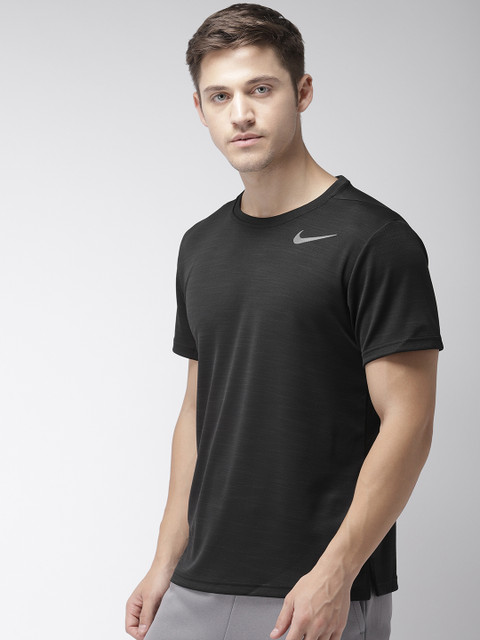 Nike Men Black Solid SUPERSET SS DRI-FIT T-shirt
Nike Men Black Solid SUPERSET SS DRI-FIT T-shirt