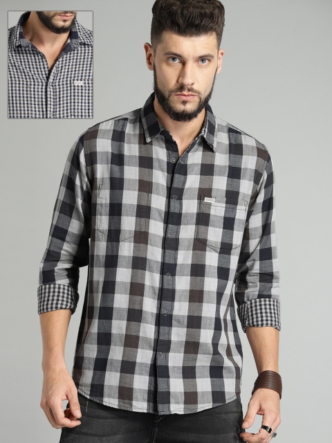 The Roadster Lifestyle Co Men Navy Blue & Grey Regular Fit Reversible Checked Casual Shirt
The Roadster Lifestyle Co Men Navy Blue & Grey Regular Fit Reversible Checked Casual Shirt