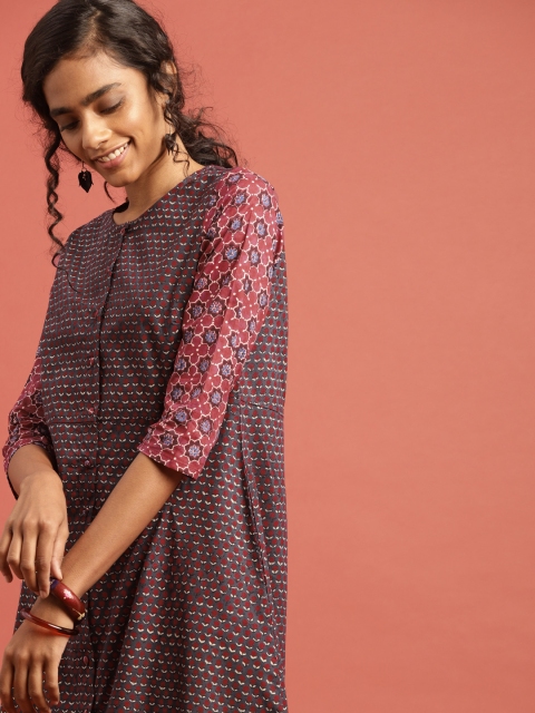 Taavi Women Blue & Maroon Hand Block Print Legacy Straight Sustainable Kurta with Pockets
Taavi Women Blue & Maroon Hand Block Print Legacy Straight Sustainable Kurta with Pockets
