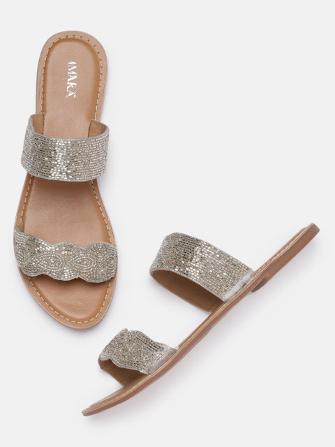 IMARA Women Silver-Toned Embellished Open Toe Flats 
IMARA Women Silver-Toned Embellished Open Toe Flats