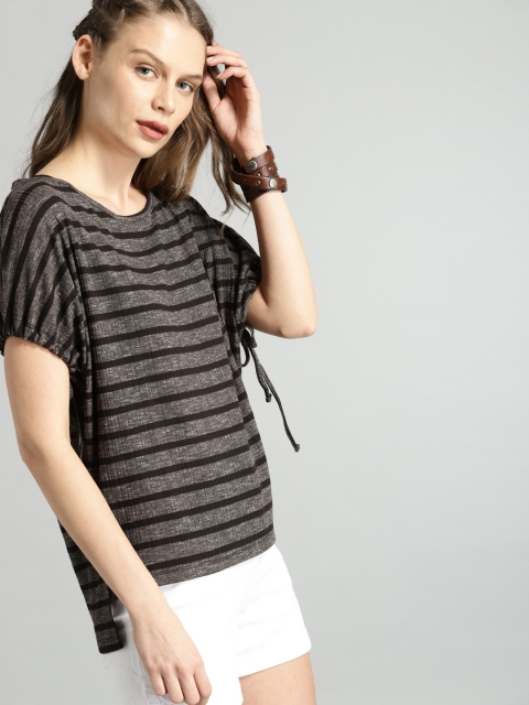 Roadster Women Black & Grey Striped High-Low Top