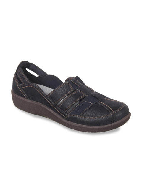 Clarks Women Brown Slip-On Sneakers 
Clarks Women Brown Slip-On Sneakers