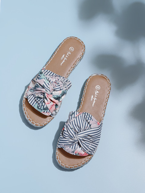 Mast & Harbour Women Grey & Pink Printed Open Toe Flats
Mast & Harbour Women Grey & Pink Printed Open Toe Flats