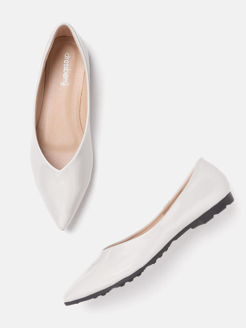 DressBerry Women Light Grey Solid Ballerinas 
DressBerry Women Light Grey Solid Ballerinas