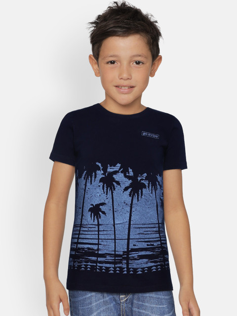 Gini and Jony Boys Blue Printed Round Neck T-shirt
Gini and Jony Boys Blue Printed Round Neck T-shirt
