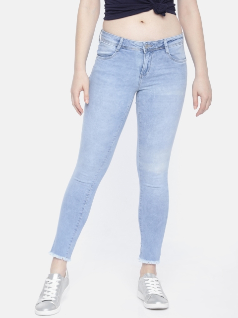 Kraus Jeans Women K4032 Blue Super Skinny Fit Mid-Rise Clean Look Ankle-Length Stretchable Jeans
Kraus Jeans Women K4032 Blue Super Skinny Fit Mid-Rise Clean Look Ankle-Length Stretchable Jeans