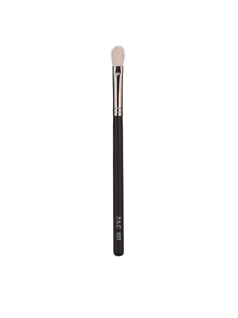 PAC 033 Eyeshadow Brush, Black