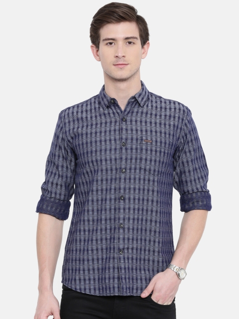 Wrangler Men Navy Blue Regular Fit Checked Casual Shirt