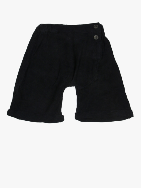 Black Bermuda