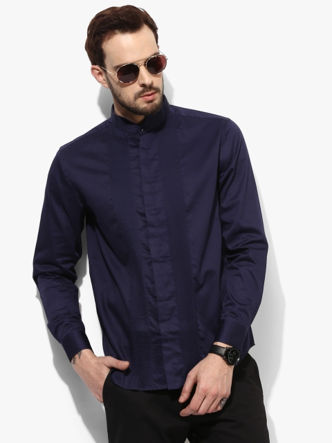Navy Blue Solid Slim Fit Casual Shirt