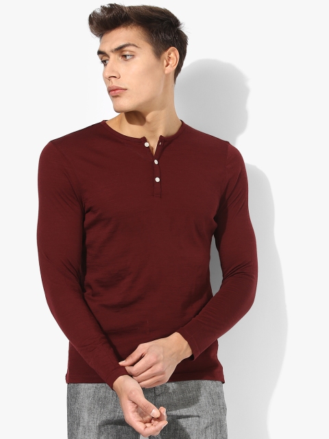 Maroon Solid Slim Fit Henley T-Shirt