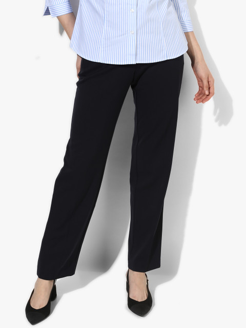 Navy Blue Solid Mid-Rise Regular Fit Chinos
Navy Blue Solid Mid-Rise Regular Fit Chinos