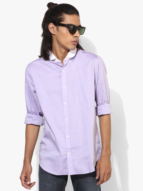 Lavender Solid Slim Fit Casual Shirt