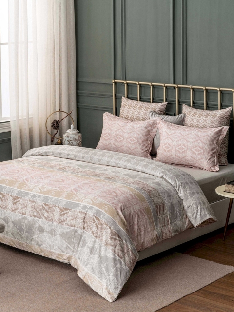 DDecor Grey & Pink Geometric Flat 300 TC Cotton 1 King Bedsheet with 2 Pillow Covers
DDecor Grey & Pink Geometric Flat 300 TC Cotton 1 King Bedsheet with 2 Pillow Covers