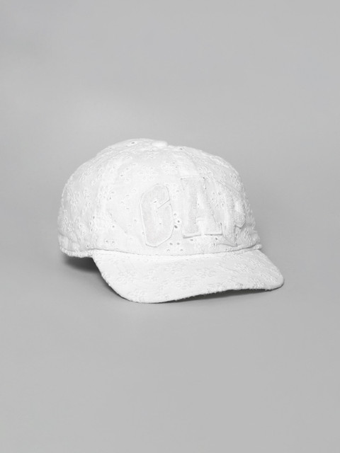 GAP Boys White Logo Eyelet Baseball Hat
GAP Boys White Logo Eyelet Baseball Hat