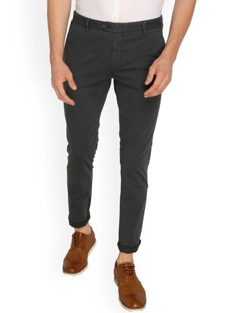 Splash Men Charcoal Grey Regular Fit Solid Chinos
