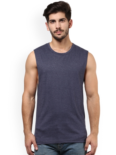 Hypernation Men Blue Solid Round Neck T-shirt