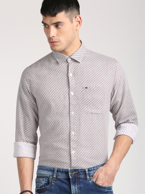 Peter England Casuals Men Grey & Red Slim Fit Printed Casual Shirt