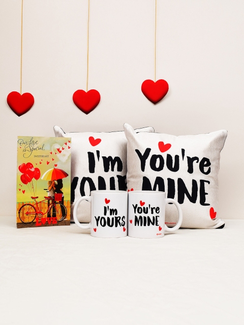 Archies Valentines Day Special Pack of 5 Special Mug & Cushion With Greeting Card Gift Set, Multi
Archies Valentines Day Special Pack of 5 Special Mug & Cushion With Greeting Card Gift Set, Multi