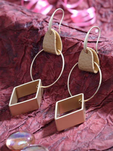 SASSAFRAS Gold-Plated Contemporary Drop Earrings