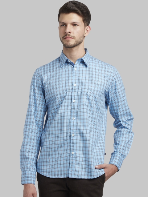 Parx Men Blue Regular Fit Checked Casual Shirt