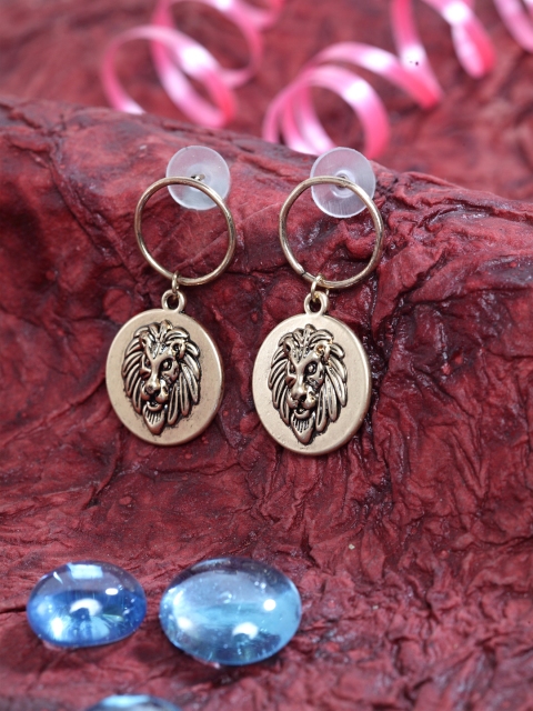 SASSAFRAS Gold-Toned Contemporary Drop Earrings