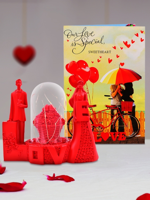 Archies Multicoloured Couple Figurine with Greeting Card, Multi