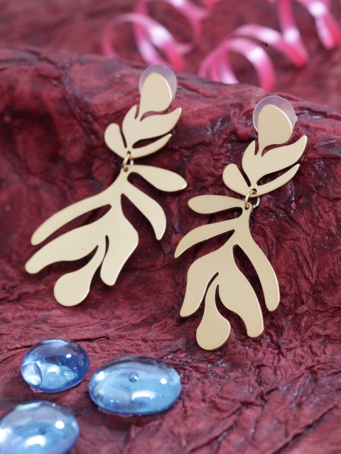 SASSAFRAS Gold-Toned Contemporary Drop Earrings