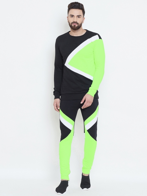 FUGAZEE Men Black & Fluorescent Green Colourblocked Cut & Sew Sweatshirt & Trackpants Suit
FUGAZEE Men Black & Fluorescent Green Colourblocked Cut & Sew Sweatshirt & Trackpants Suit