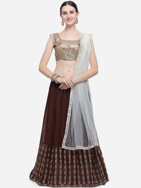 Aasvaa Brown & Beige Embroidered Semi-Stitched Lehenga & Unstitched Blouse with Dupatta
Aasvaa Brown & Beige Embroidered Semi-Stitched Lehenga & Unstitched Blouse with Dupatta