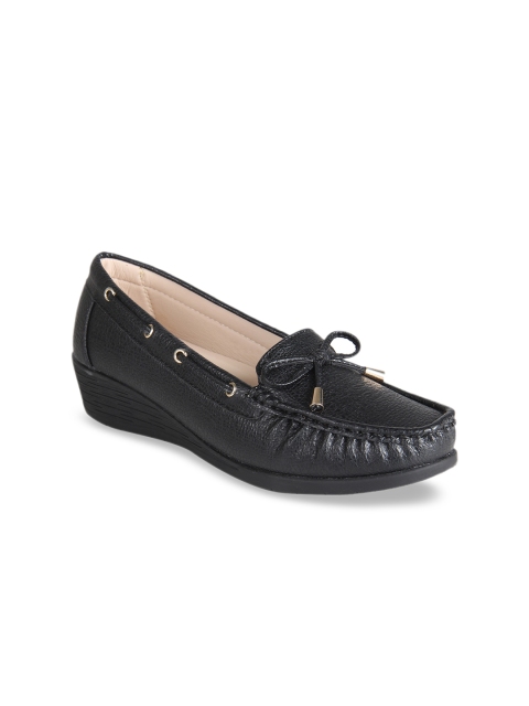 Flat n Heels Women Black Loafers