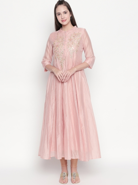 RANGMANCH BY PANTALOONS Women Peach-Coloured Floral Embellished Anarkali Kurta
RANGMANCH BY PANTALOONS Women Peach-Coloured Floral Embellished Anarkali Kurta