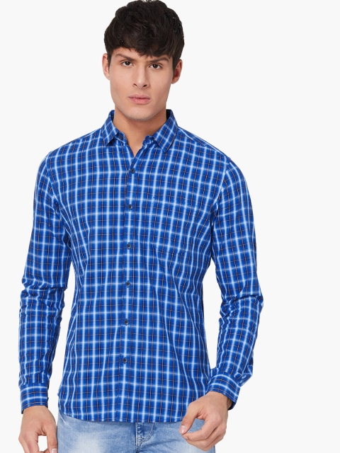 Fame Forever by Lifestyle Men Blue & White Slim Fit Checked Casual Shirt