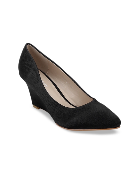 Bloomtale Women Black Textured Pumps