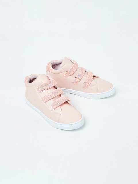 Fame Forever by Lifestyle Girls Peach-Coloured Sneakers