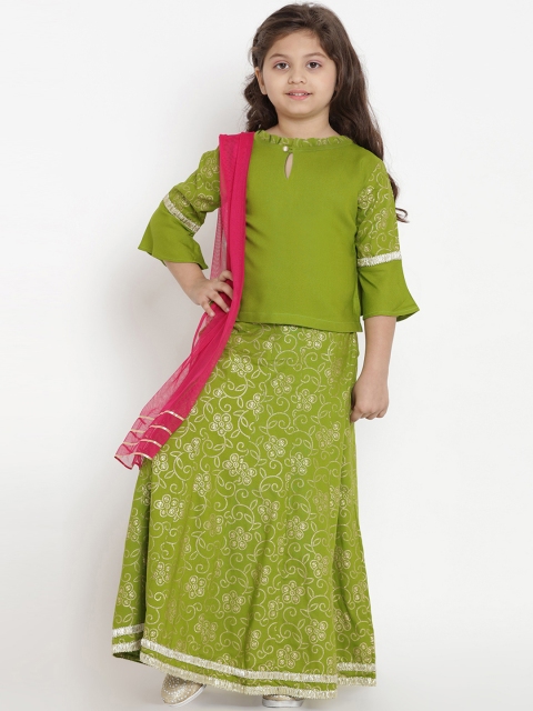 Bitiya by Bhama Girls Green & Fuchsia Solid Ready to Wear Lehenga & Blouse with Dupatta
Bitiya by Bhama Girls Green & Fuchsia Solid Ready to Wear Lehenga & Blouse with Dupatta
