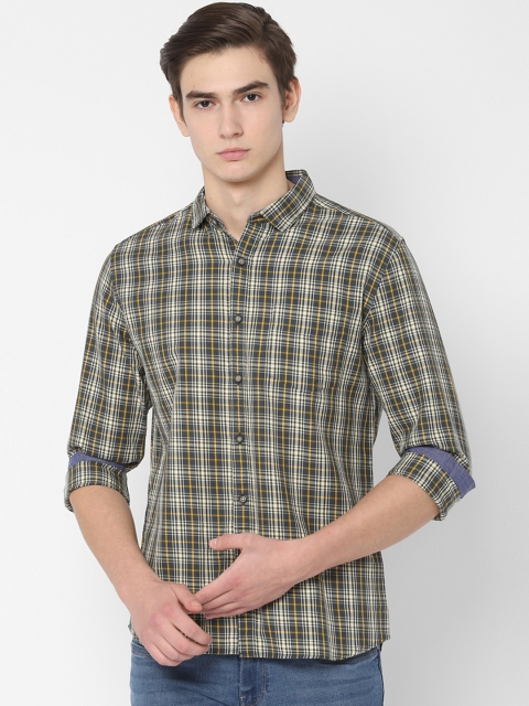 People Men Olive Green & Yellow Regular Fit Checked Casual Shirt
