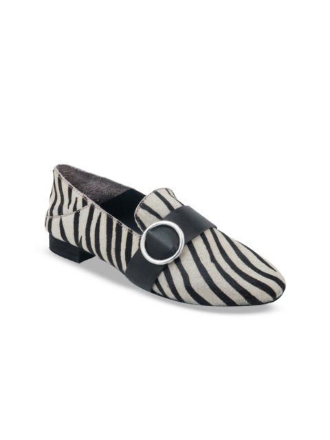 London Rag Women Black Animal Printed Leather Loafers