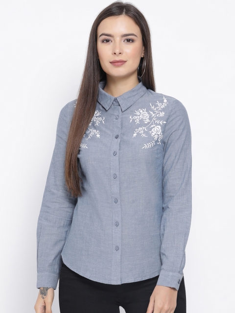 Oxolloxo Women Blue & White Regular Fit Embroidered Casual Shirt