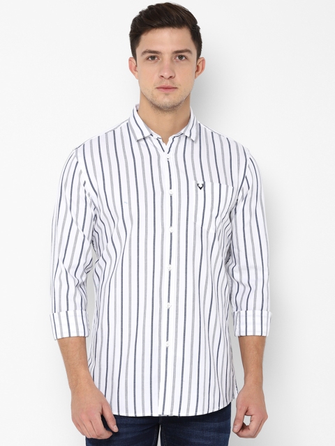 Solly Jeans Co. Men White & Navy Blue Regular Fit Striped Formal Shirt